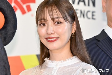 内田理央、沖縄旅行で美ボディ輝く水着姿披露「眩しすぎる」「シルエットまで美しい」と反響 画像