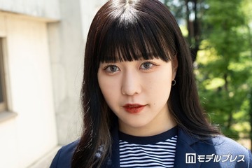 むくえな・えなぴ、バルーンミニスカから美脚際立つ「真っ直ぐで綺麗」「バランスが完璧」の声 画像