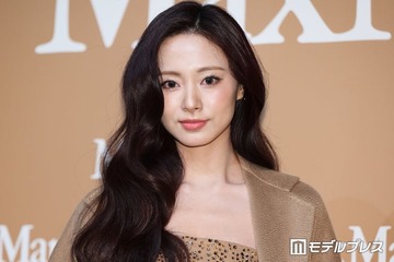 TWICEツウィ、ノースリシャツ＆ショーパンから美スタイル披露「絵画のよう」「圧倒的スタイル」と話題 画像