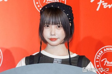 あの、ミニボトム＆ニーハイブーツでスラリ美脚披露「脚が長すぎる」「圧巻のスタイル」と絶賛の声 画像