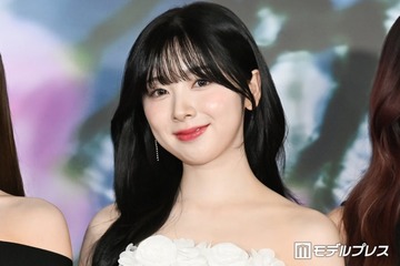 NiziUミイヒ、ピンク＆ヒョウ柄の“ギャル風”コーデで雰囲気ガラリ「可愛すぎて破壊力すごい」「お人形さんみたい」の声 画像