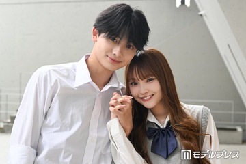 「今日好き」かなりのカップル、ロケバスでの密着ショット公開「にやけちゃう」「美男美女」と反響 画像