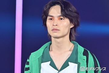 兵頭功海「なんか凄い視線感じるなと思ったら」駅で人気俳優と“遭遇”「ねむしょう尊い」「やってること可愛すぎ」とファン歓喜 画像