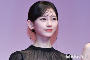 乃木坂46池田瑛紗、ノースリベストで抜群スタイル全開「惚れ惚れする美しさ」「透明感が爆発してる」と反響 画像