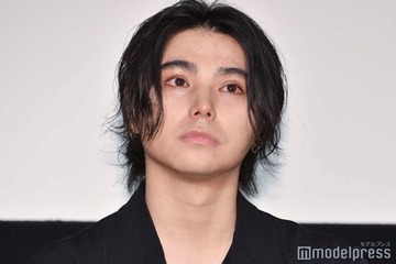 村上虹郎、インスタ更新で謝罪「自身の言葉で当時のことをお話しさせていただければ」元交際相手への暴行疑いで書類送検 画像