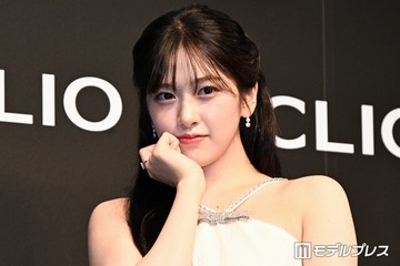 IVEユジン、純白キャミソールで素肌輝く「ナチュラル美人」「透明感すごい」と絶賛の声 画像