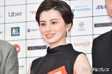 ホラン千秋、具大きめの本格手作りカレー披露「スパイスたくさんでお店みたい」「お野菜がゴロゴロ入ってて食べ応えありそう」の声 画像
