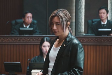 【ブラックトリック～裁きを操る弁護人～ 第1話】天才弁護士・浦真鷲直人（GACKT）、裁判を勝利に導く かつてない頭脳戦が開幕 画像
