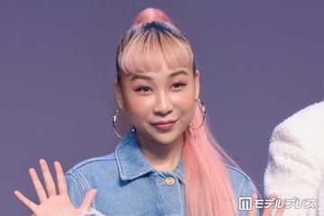 青山テルマ、第1子男児出産を報告「全力でお祝いしたい誕生日がまた一つ増えました」息子の姿も公開 画像