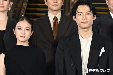 SixTONES松村北斗・今田美桜、東野圭吾さんを追悼「自分にとってすごく救いだった」想い受け継ぐ【白鳥とコウモリ】 画像