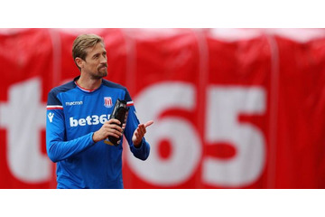 チェルシー、クラウチ獲得を認める?! 話題を呼ぶ過去の「ツイート」とは 画像