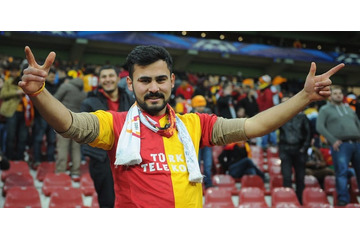 長友にも体感してほしい！ガラタサライ、鳥肌モノの“合作セレブレーション“ 画像