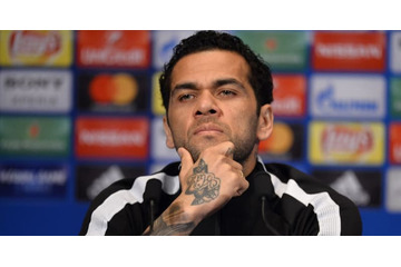 アストーリ急死…ダニ・アウヴェスが「毎日多くの子供が餓死してる」と発言 画像