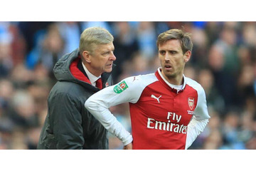 アーセナルDFナチョ・モンレアル、怪我で2～3試合を欠場へ 画像