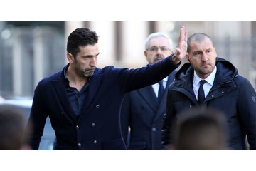 アストーリの葬儀、ブッフォンら駆けつける　宿敵ファンからも拍手 画像