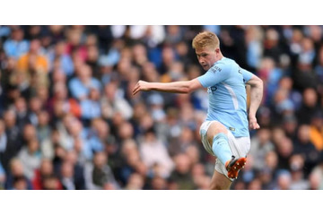 デ・ブライネ、「足技」がもはや異次元！高速すぎて理解不能 画像