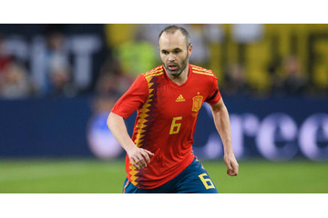 イニエスタと「身長・体重が完全に一緒」のJリーガーたち、分かる？ 画像