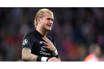 戦犯で号泣のリヴァプールGKカリウス…あのチームの公式Twitterが慰める 画像