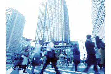 38歳会社員、収入15万円。職場で体を壊し不安が募る 画像