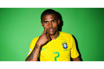 W杯離脱か…ブラジル代表FWの嫁、練習のせいと暴露！？ 画像