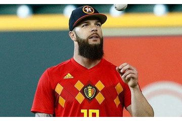 W杯で躍進のベルギー代表！なんとメジャーの野球選手も「赤い悪魔ユニ」を着る 画像