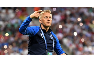 W杯のアイスランド代表監督、退任して歯科医に転向！？ 画像