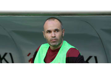 「イニエスタに圧勝！」、湘南サポの河野外相が強気のツイート 画像