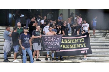 もう開幕してるのに…19チームのセリエB、22チーム制に変更か 画像