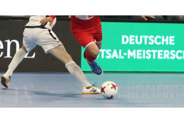 面白いキャリアだ！「純フットサル選手の22歳」サッカーに転向プロデビュー 画像