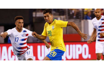 リヴァプールのブラジル代表3選手、「高速復帰」で土曜日もスタメンか 画像