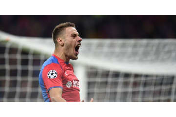 エヴァートン保有のMF、爆弾発言！「CL優勝候補はリヴァプール」 画像