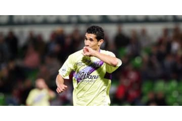 44歳で9試合8ゴール！松井大輔の元同僚FW、その秘訣は「楽しみ」 画像