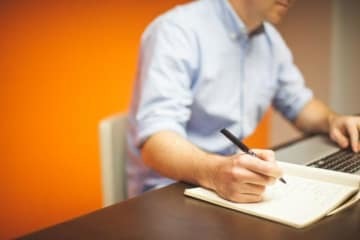 パート・アルバイトでも必要？年末調整の対象になる 画像