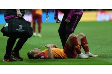 長友佑都、気胸の手術成功！「ゆっくり休む」宣言だ 画像