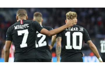 PSG、「3-4-3」システムでCLを戦う？カバーニ抜きで… 画像