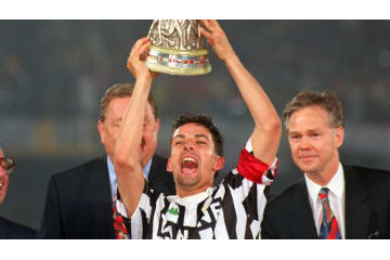 フィオレンティーナとユヴェントス、両方に所属した18人の名選手 画像