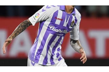 アーセナルとドルトムント、23歳のスペイン人DFを狙う 画像