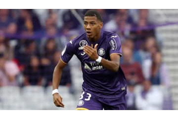 バルセロナ、昌子のトゥールーズから19歳DFを「0円」で獲得 画像