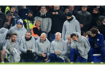 イグアインも座る！チェルシーPK戦であった「ゾラの善行」を見た？ 画像