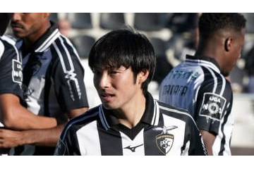 中島翔哉、カタール行きはPSGの脱法的「裏技」か 画像