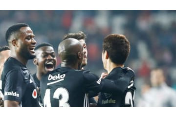 香川以外も日本人が欲しい？ベシクタシュのファンサイトが「彼も必要では？」と… 画像