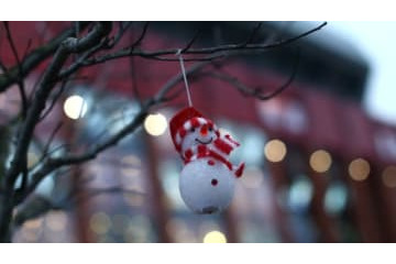 いいね！雪かきに集まったサッカーファン、バイト代を貰わず寄付する 画像