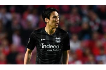 長谷部誠、ゲームFIFA19でTOTWに選出！能力値はこう変わった 画像