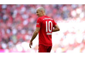 ロッベン、Jリーグ移籍はどうなる？構想外にした移籍先が判明か 画像