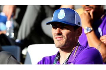 カシージャス泣く…仲間たちの「素敵な思いやり」 を動画で見る 画像