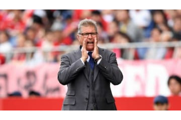 浦和レッズ、オリヴェイラ監督を解任！大槻氏が再び指揮へ 画像