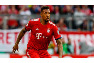 有名サッカー選手、映画『メン・イン・ブラック』でエイリアン役に 画像