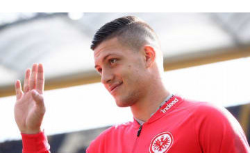 フランクフルト、ヨヴィッチ買い取りを発表！移籍金は 画像