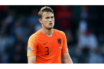 デ・リフト、ユーヴェ移籍を躊躇か　「理由」はサッリ監督？ 画像