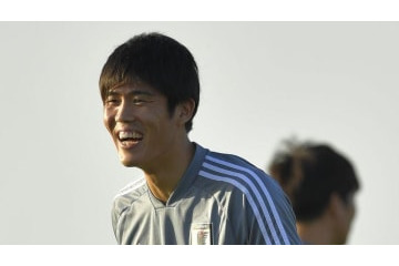 冨安健洋、ボローニャに到着！歓迎に応える「ダンス」がこれだ 画像